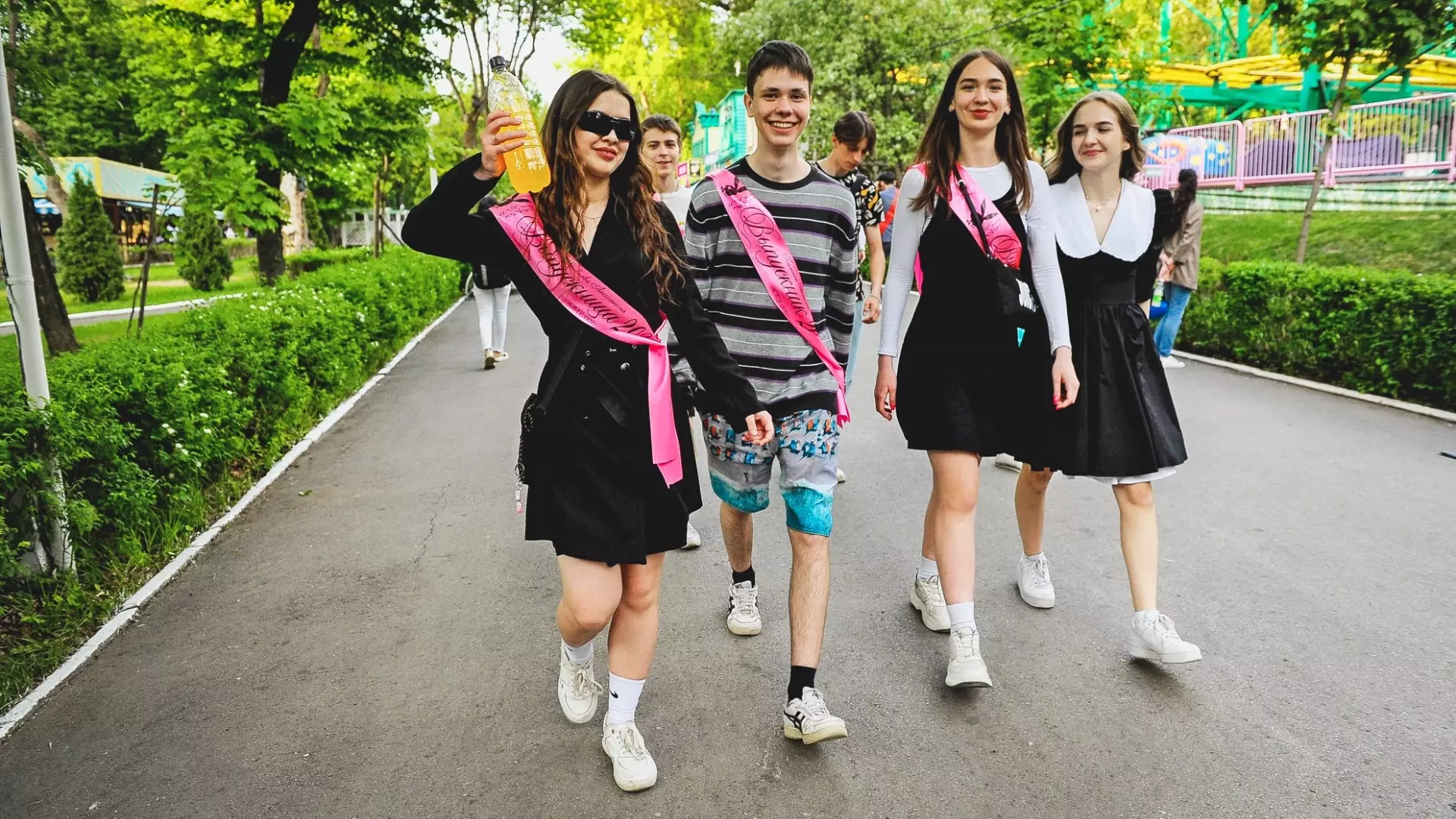 Родителей попросили не пускать детей в бары на выпускной в Ставрополе